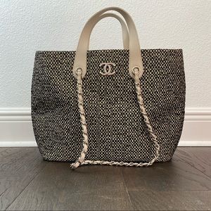 Chanel 100% authentic bag